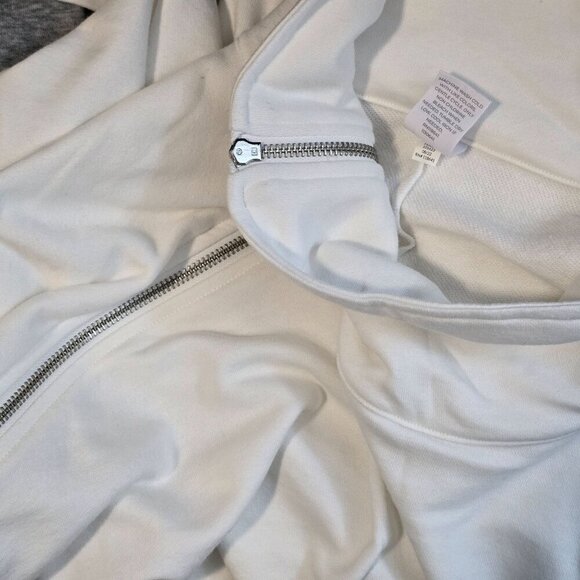 Lane Bryant White & Gray‎ Zip Mock Neck Crop-Style Sweatshirt Size 34/36 - Picture 6 of 6